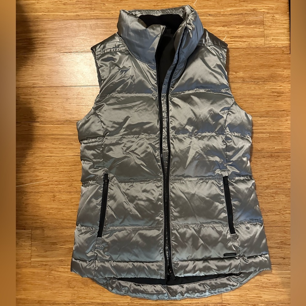 Women's Athleta Silver Puffer Vest